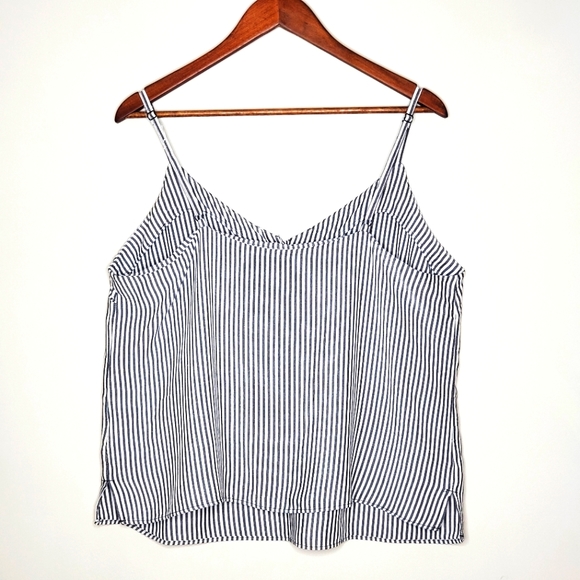 Ladies Vertical Stripes Tank Top - Picture 2 of 6